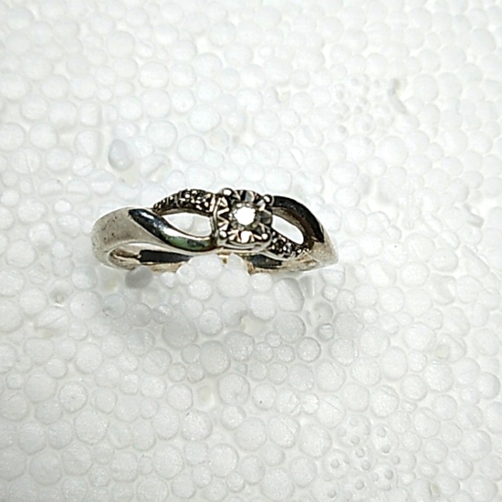 Sterling silver CZ ring